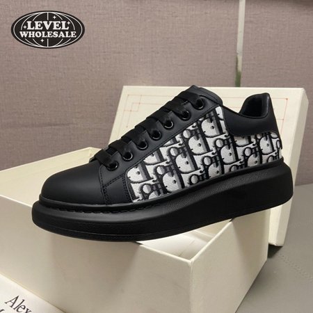 ALEXANDER MCQUEEN SNEAKER - AM26