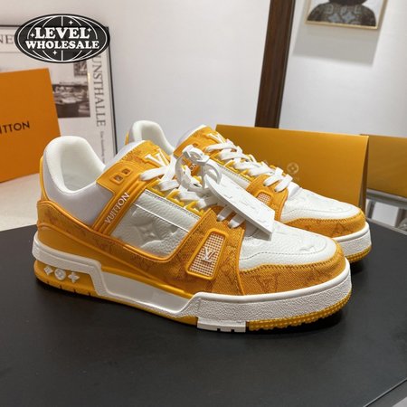 trainer white orange