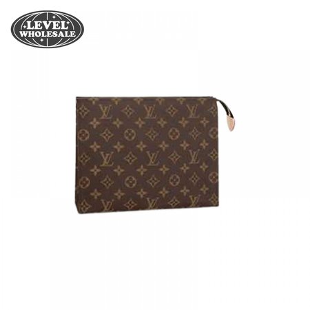 toiletry pouch 26 monogram canvas lp47