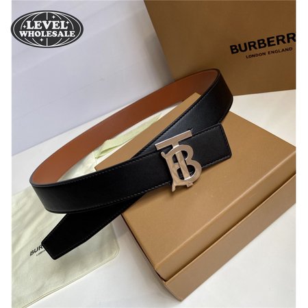 burberry B buckle belt