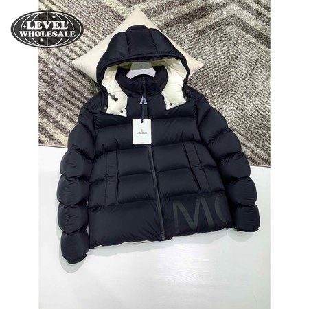 Moncler Down Jacket MC330035