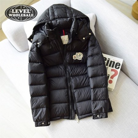 Moncler Down Jacket MC330037