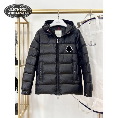 Moncler 2020 Down Jacket MC330044