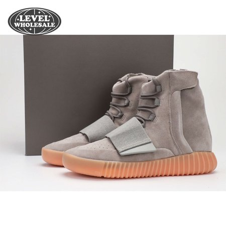 YEEZY Boost 750 Light Grey Glow SIZE: 40-50