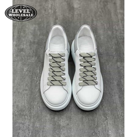 ALEXANDER MCQUEEN SNEAKER - AM22