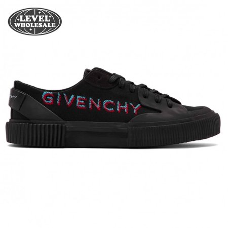 GIVENCHY BLACK SIGNATURE LIGHT TENNIS SNEAKER - GVC42