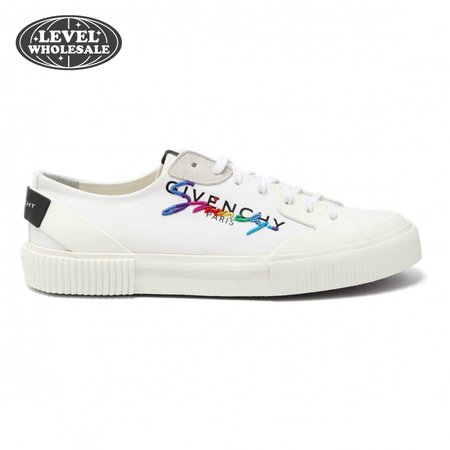 GIVENCHY TENNIS LOGO-EMBROIDERED SNEAKER - GVC39